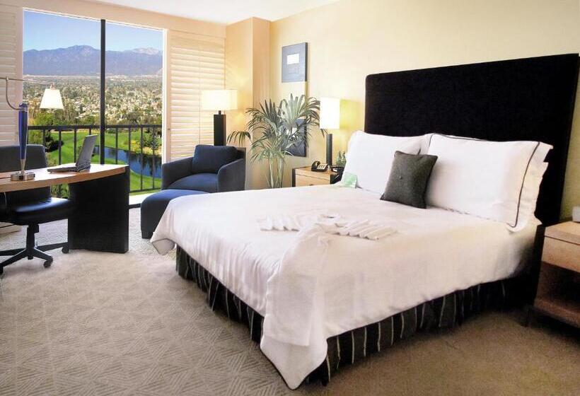 Номер Deluxe, Pacific Palms Resort And Golf Club