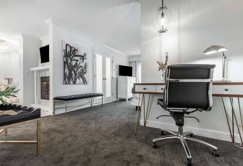 套房, The Burgundy Hotel, Tapestry Collection By Hilton