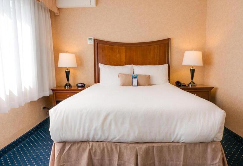 جناح مزود بجاكوزى, Best Western Plus Suites Downtown Calgary