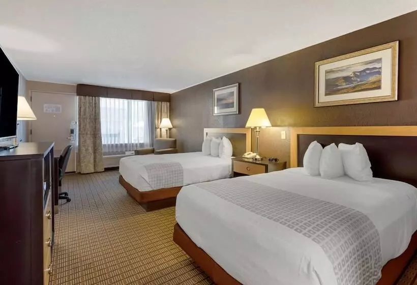 ２ダブルベッドのスタンダードルーム, Best Western Smoky Mountain Inn