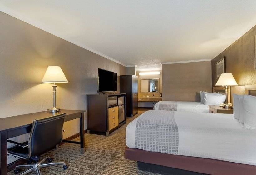 Номер Стандарт 2 Двуспальные Кровати, Best Western Smoky Mountain Inn