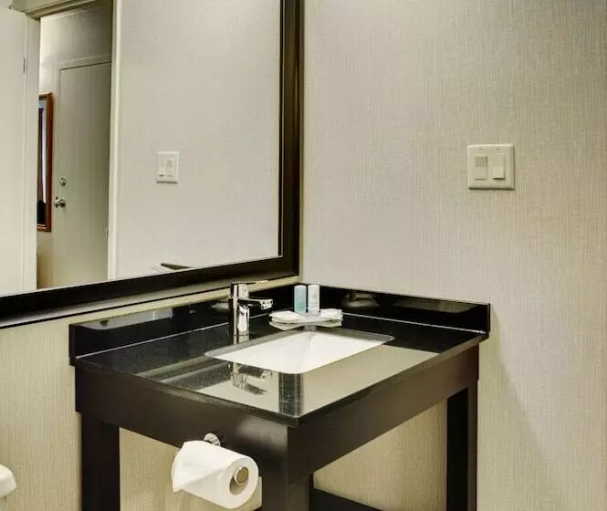 ２ダブルベッドのスタンダードルーム, Comfort Inn Val D Or