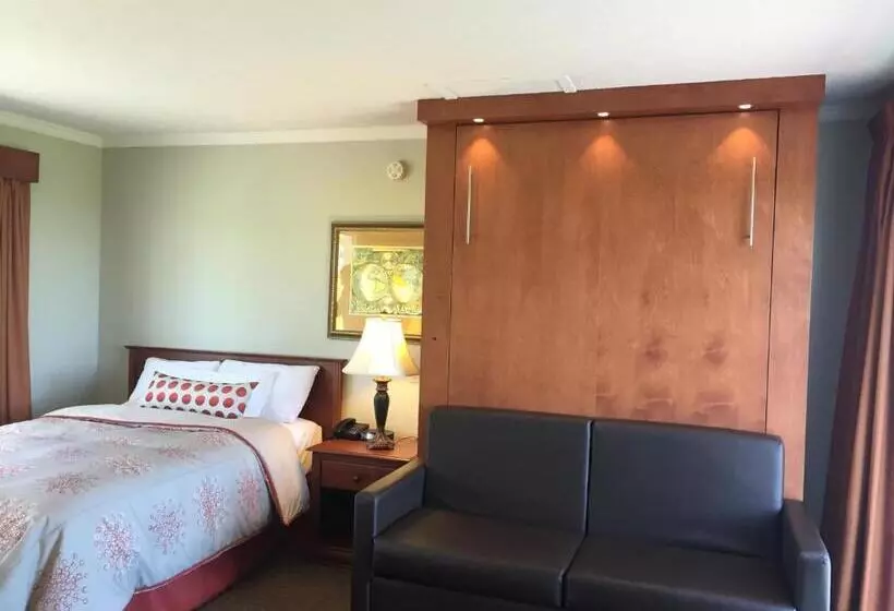 オーシャンビュースタンダードルームバルコニー付き, Hôtel Maison Blanche