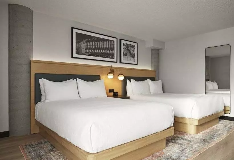 2ダブルベッドのスタンダードルーム, Hôtel Moco Valleyfield