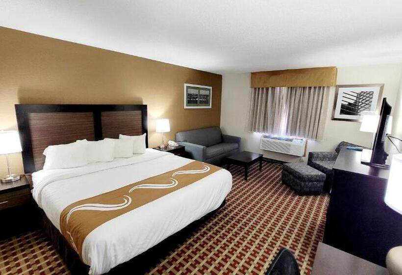 Люкс Кровать Кинг, Quality Inn & Suites