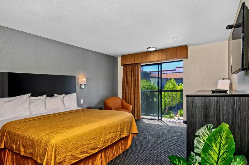 Стандартный Номер Кровать Кинг, Quality Inn & Suites South San Jose / Morgan Hill