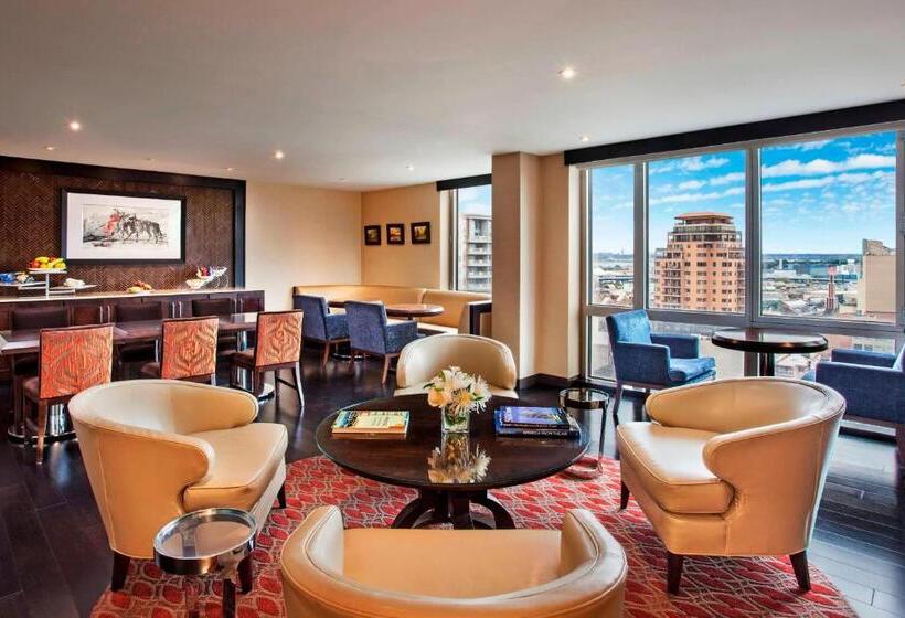 غرفة قياسية سرير كينج, Sheraton Laguardia East