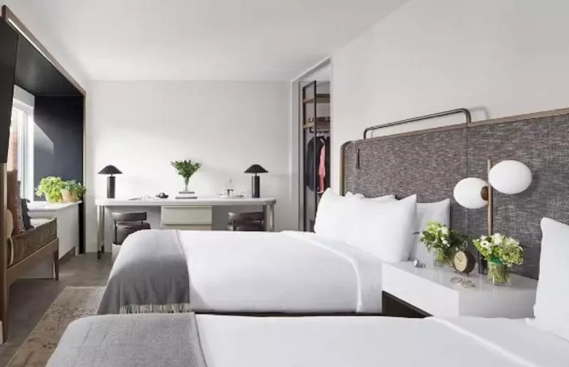 اتاق استاندارد برای معلولان, Vignette Collection Yours Truly Dc, An Ihg