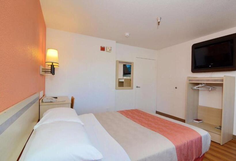 غرفة قياسية لذوى الاحتياجات الخاصة, Motel 6 Twentynine Palms, Ca