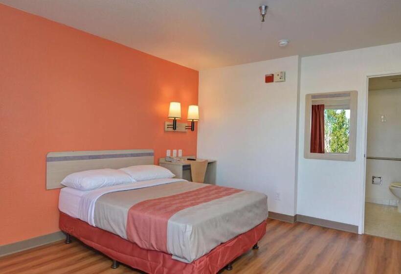 장애인을 위한 스탠다드 룸, Motel 6 Twentynine Palms, Ca