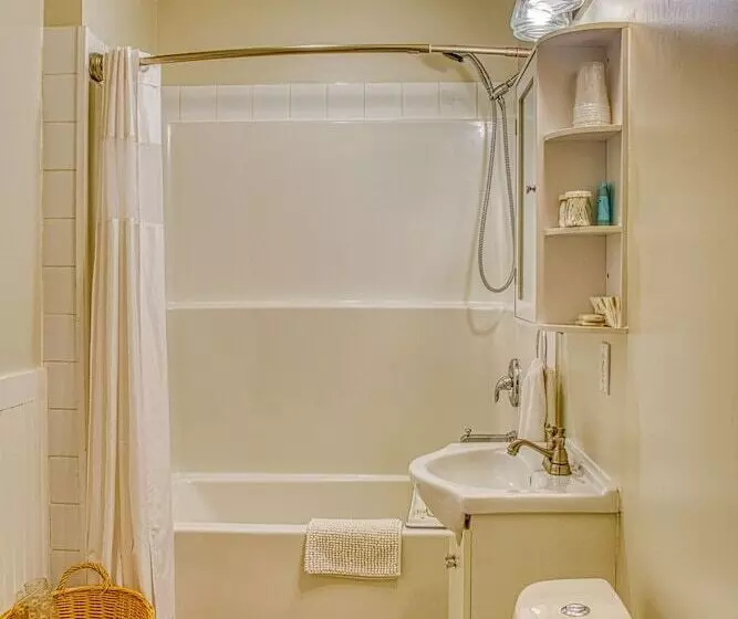 キャビン, Barefoot Villas And Retreat