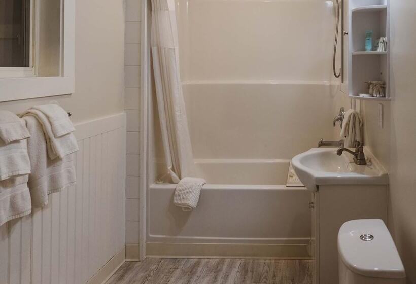 בקתה, Barefoot Villas And Retreat