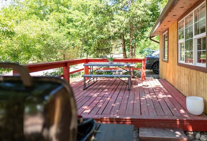 בקתה, Barefoot Villas And Retreat