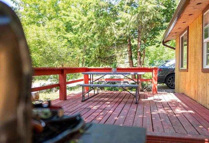 בקתה, Barefoot Villas And Retreat