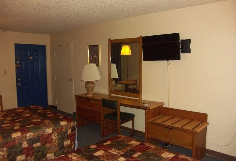 غرفه قياسيه سريرين مزدوجين, Deerwood Inn And Madison Campground