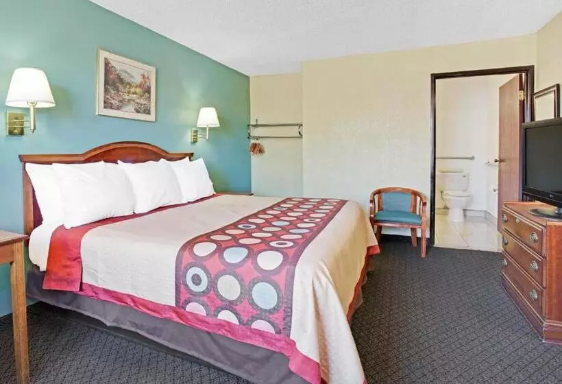 اتاق استاندارد با تخت بزرگ, Super 8 By Wyndham Tucson Downtown Convention Center