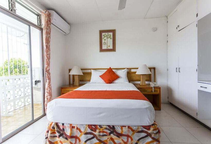 استودیوی استاندارد, Adulo Apartments