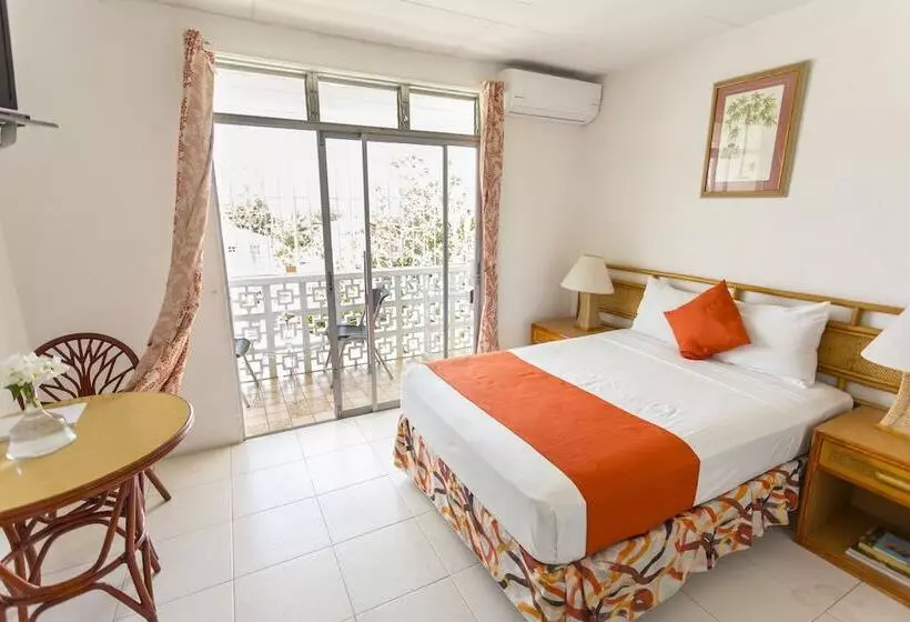 استودیوی استاندارد, Adulo Apartments