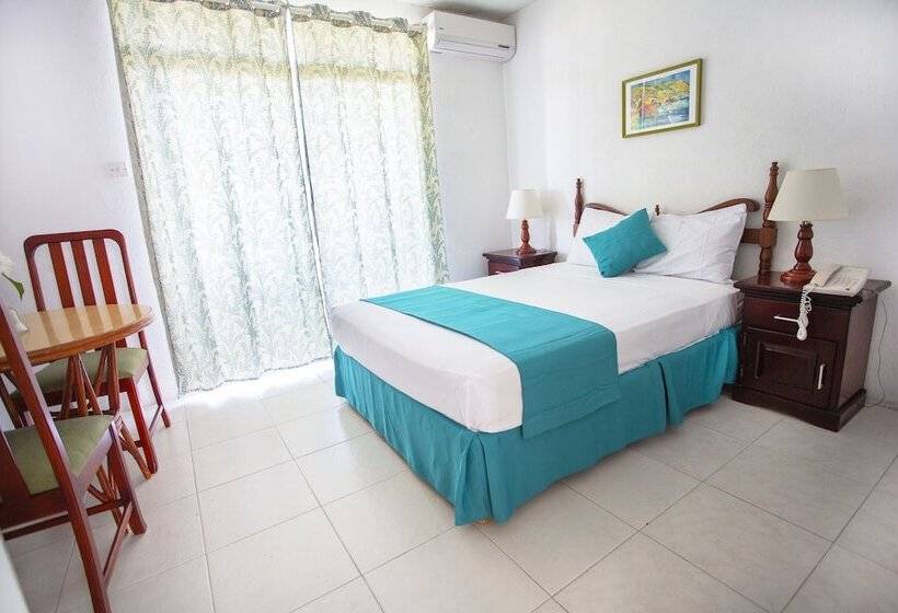 استودیوی استاندارد, Adulo Apartments