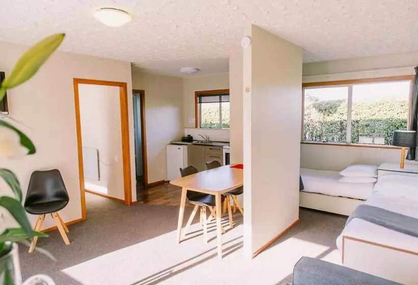 １ベッドルームアパートメント, Flaxbourne Motels