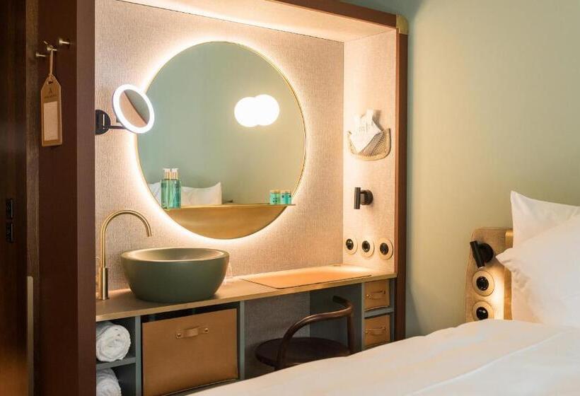 标准间, Aare Thun