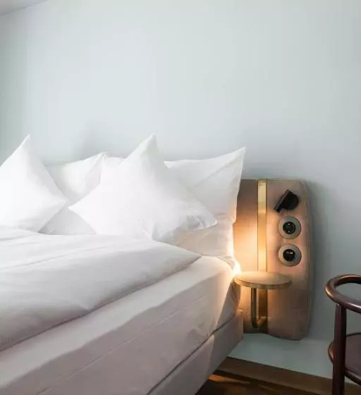 Standard Room, Aare Thun
