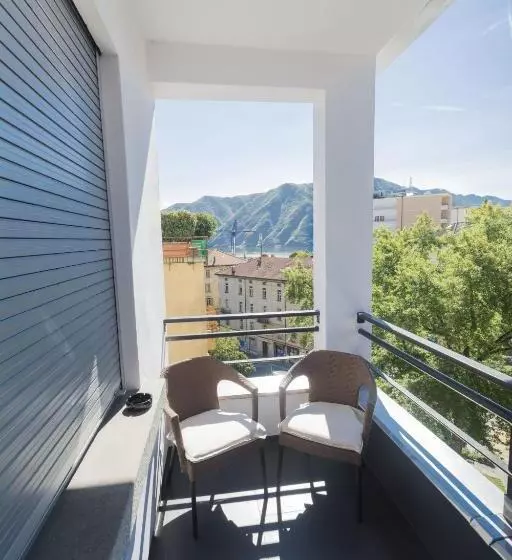 اتاق استاندارد یک تخته با بالکن, Besso Lugano Center