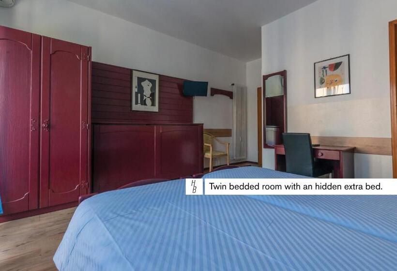 스탠다드 트리플 발코니 룸, Besso Lugano Center