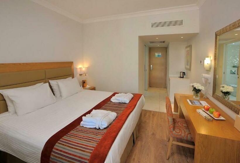 패밀리 주니어 스위트, Olympic Lagoon Resort Ayia Napa