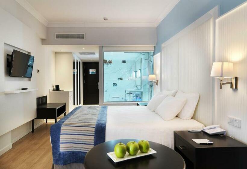 디럭스 룸, Olympic Lagoon Resort Ayia Napa