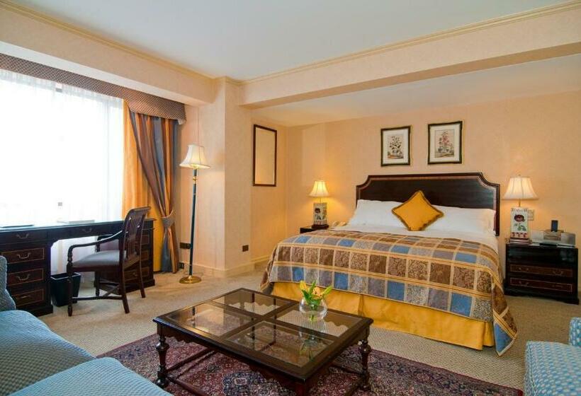 سوییت, Park Plaza Santiago