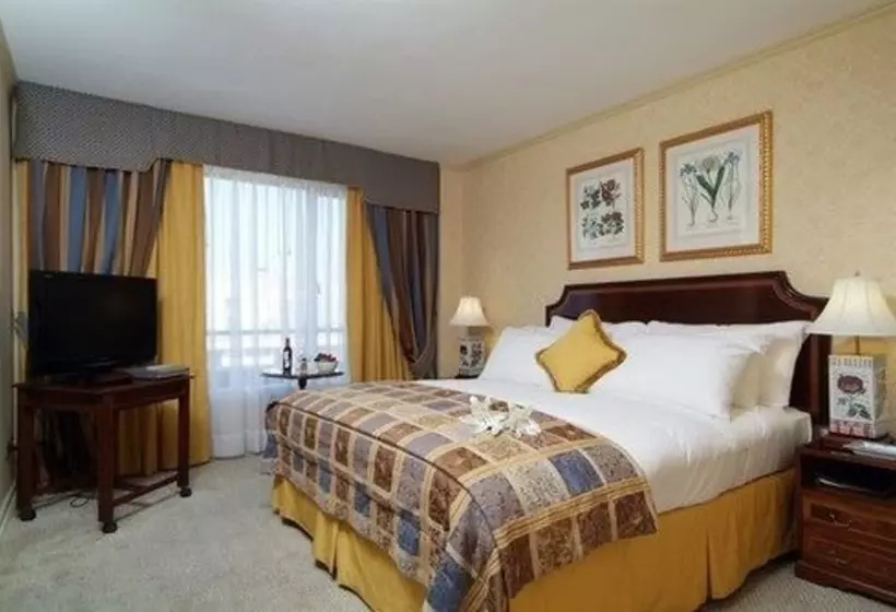سوئیت مستر, Park Plaza Santiago
