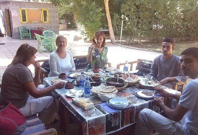 اتاق استاندارد, Pharaohs