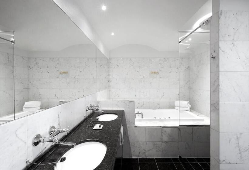 סוויטה, Phoenix Copenhagen