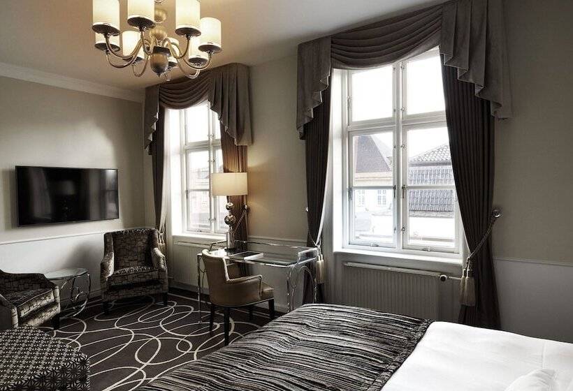 סוויטת ג'וניור, Phoenix Copenhagen