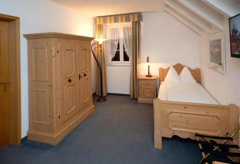 スタンダードシングルルーム, Romantik Hotel Zu Den Drei Sternen