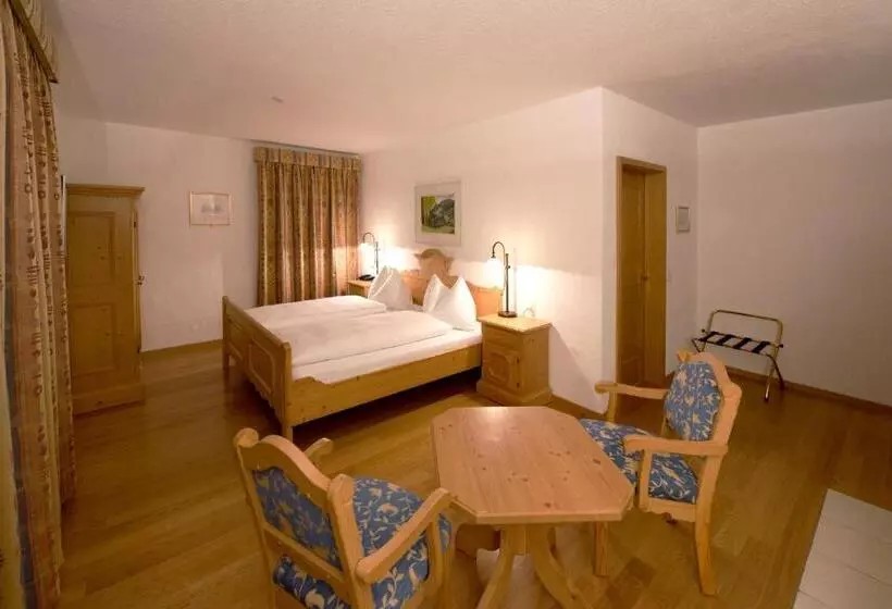 スタンダードルーム, Romantik Hotel Zu Den Drei Sternen