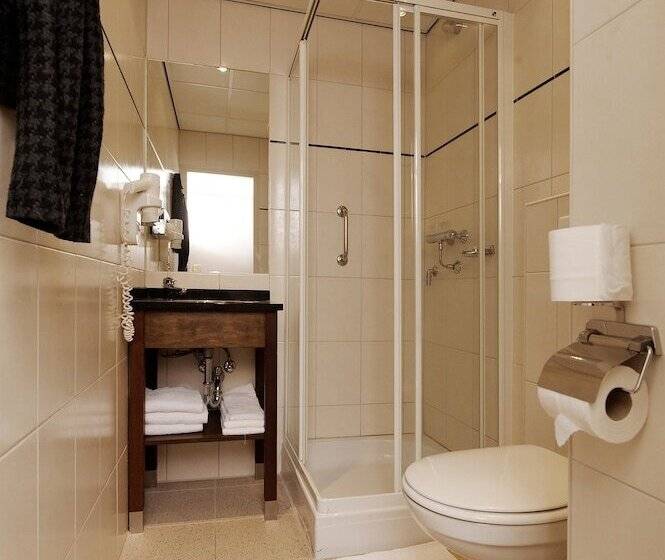 スタンダードルーム, Best Western Dam Square Inn