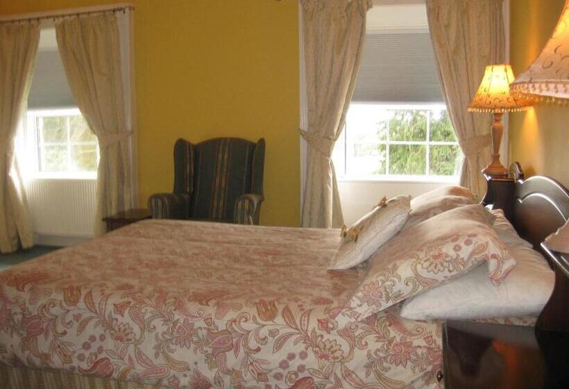 스탠다드 룸, Glebe House