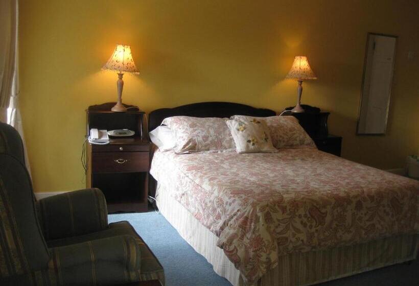 패밀리 룸, Glebe House