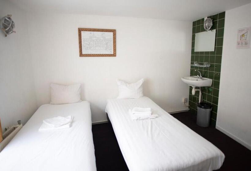 غرفة قياسية حمام مشترك, Internationaal