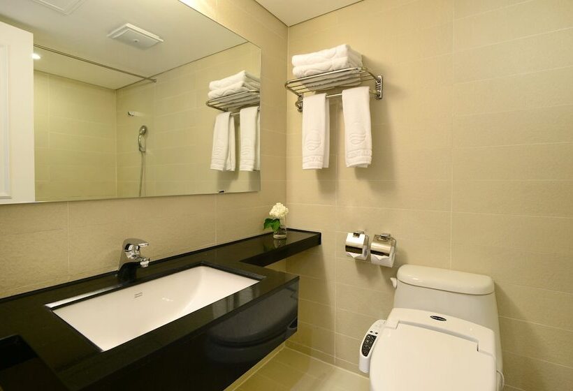 マウンテンビューデラックスルーム, Jeju Oriental Hotel & Casino