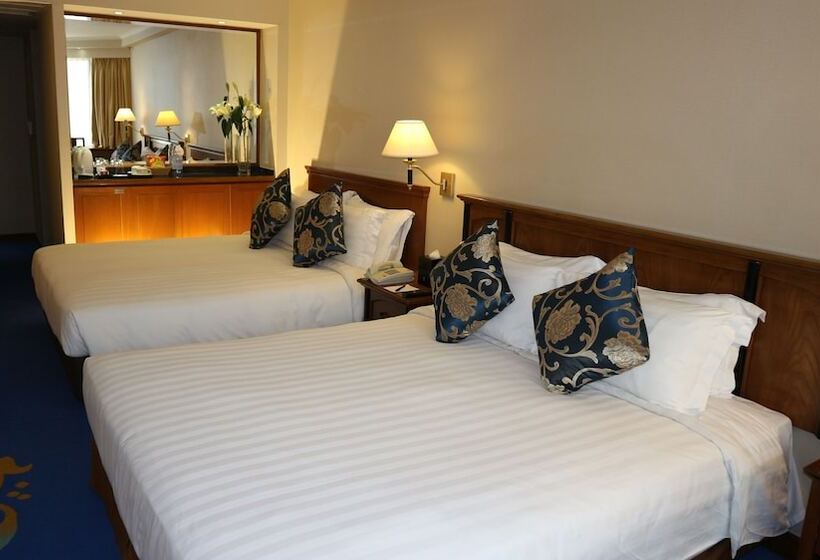 اتاق خانوادگی, The Kimberley