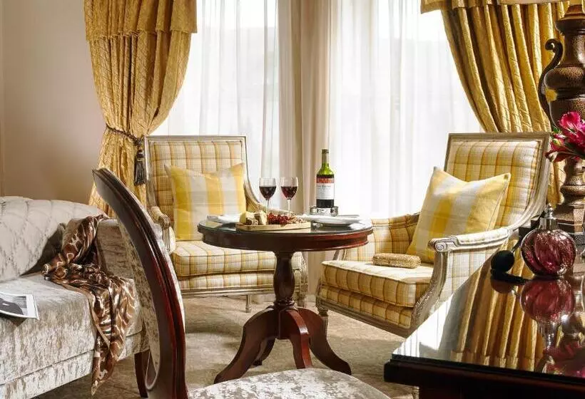 キングサイズベッドのスーペリアルーム, Muckross Park Hotel & Spa