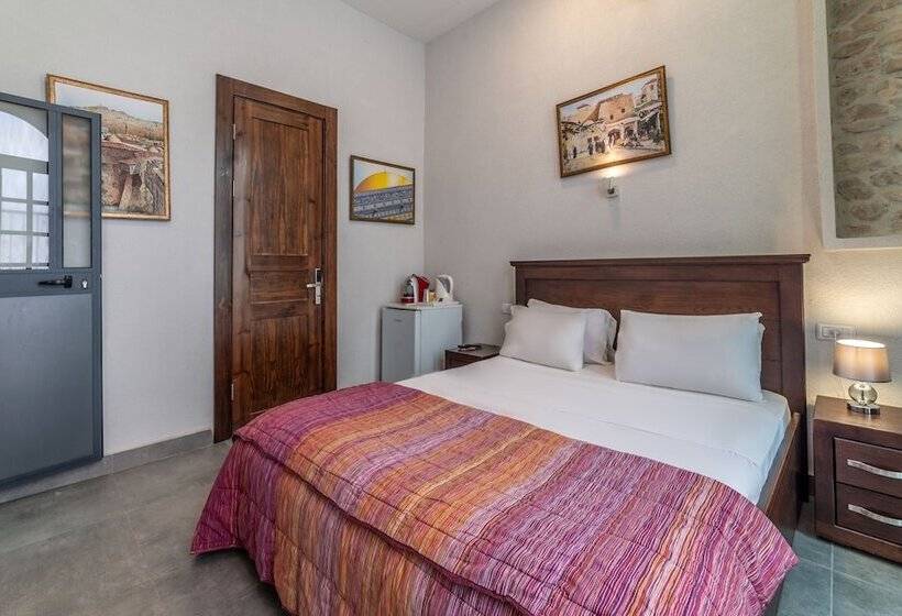 Chambre Triple Standard, New Imperial