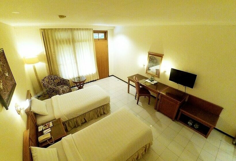 חדר סופריור, Purnama