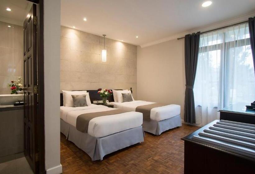 디럭스 룸 가든 전망, Puteri Gunung