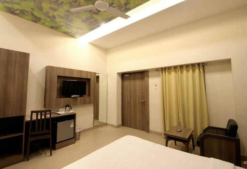 חדר דלוקס, Taj Mahal Hotel Abids