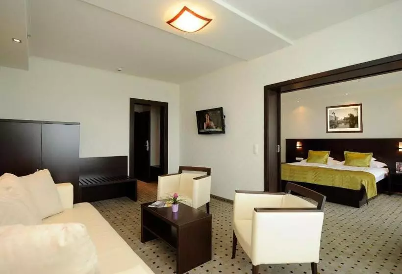 سوییت لوکس, Hunguest Hotel Gyula