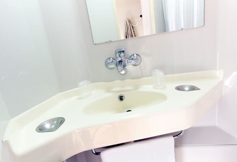 スタンダードルーム, Premiere Classe Grenoble Nord Moirans